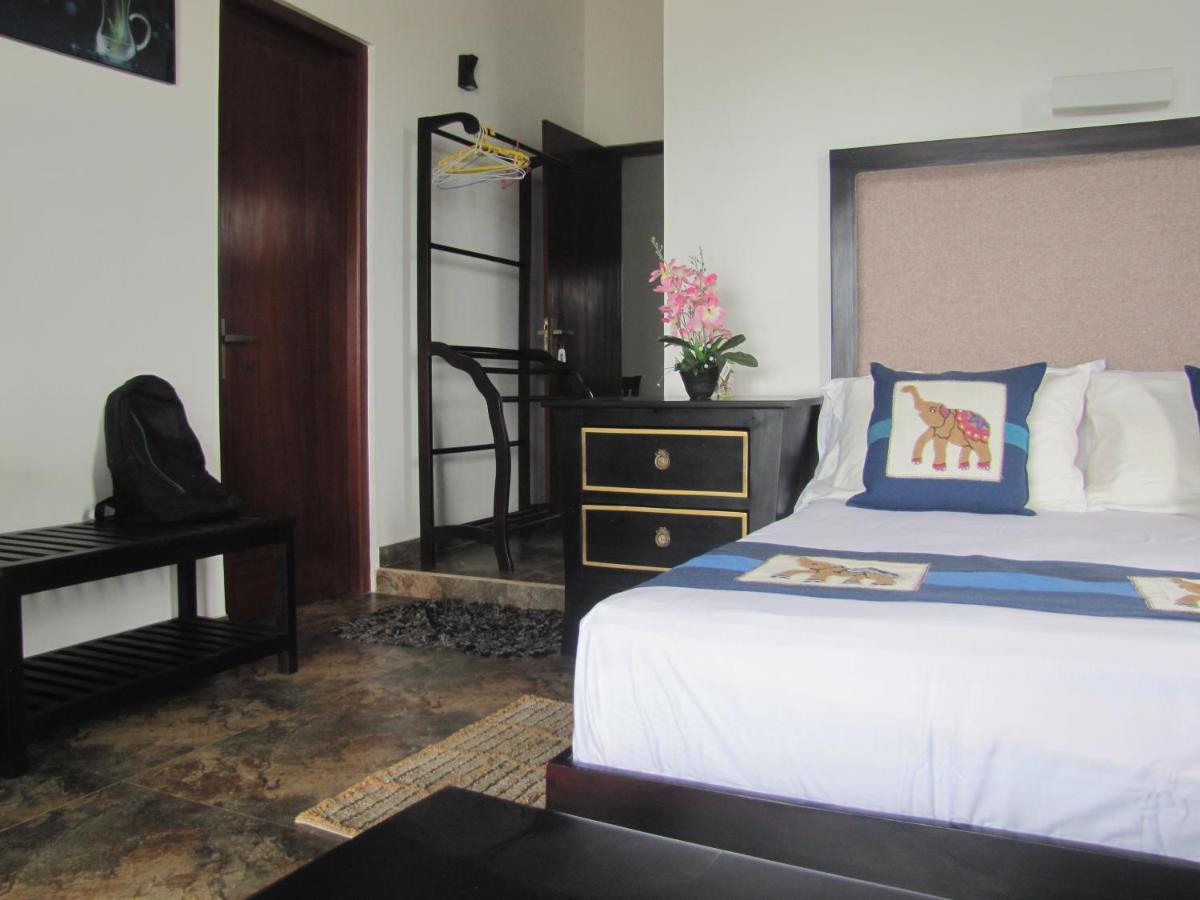 Mother'S Place Nimala Hikkaduwa Extérieur photo